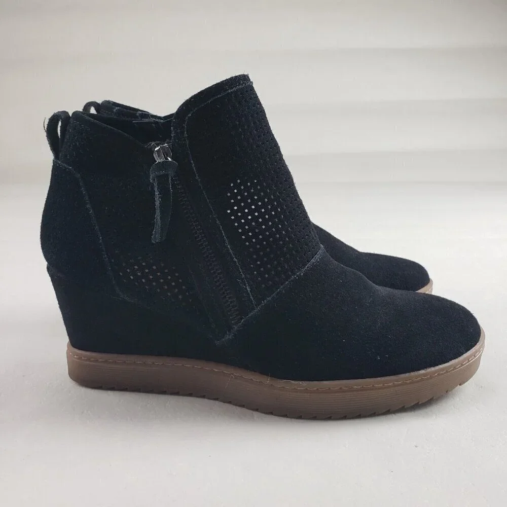Sofft Bellview Wedge Ankle Boot Womens 11 Black Suede Side Zip Perforated Bootie